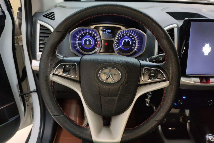 江汽集团 瑞风S3 2016款 1.5L 手动豪华智能型中控内饰13