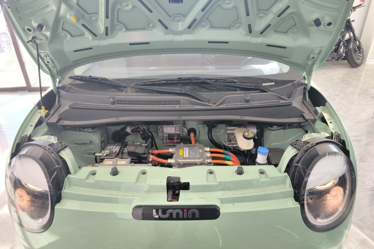 长安启源 长安Lumin 2024款 130km 清悦款机舱底盘24