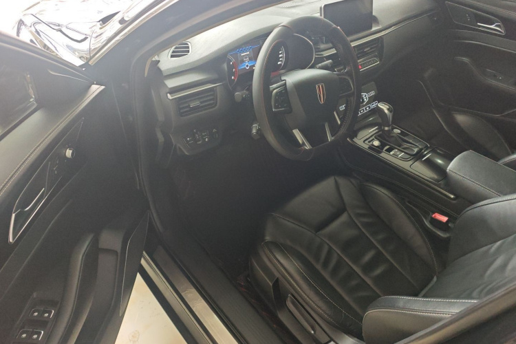 红旗H5 2019款 30TD 灵动版中控内饰20