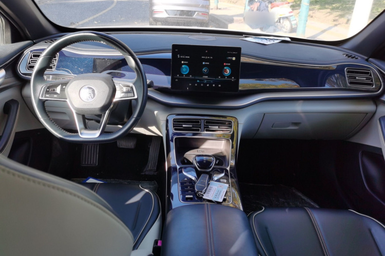 比亚迪 秦PLUS 2021款 DM-i 55KM 旗舰型中控内饰12