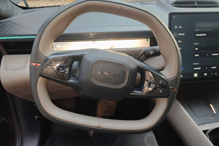 领克Z10 2024款 95kWh 766km后驱Max局部细节13