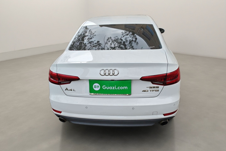 奥迪A4L 2017款 40 TFSI 进取型车身外观6