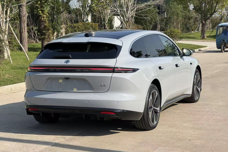 蔚来ET5T 2025款 100kWh Touring车身外观6005