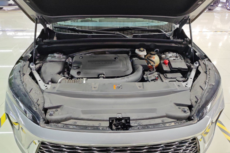 别克 2024款 昂科威Plus 四驱Avenir艾维亚机舱底盘24