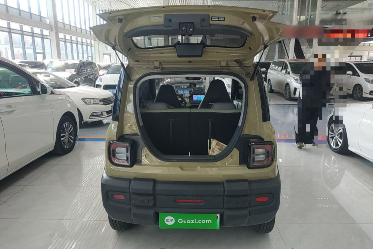 吉利银河 2024款 200km 熊猫骑士机舱底盘23