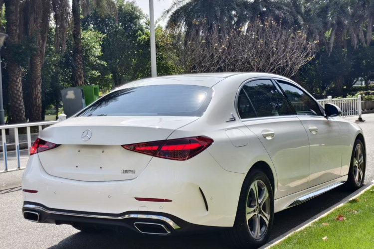 奔驰C级 2022款 改款 C 200 L 运动版车身外观6005