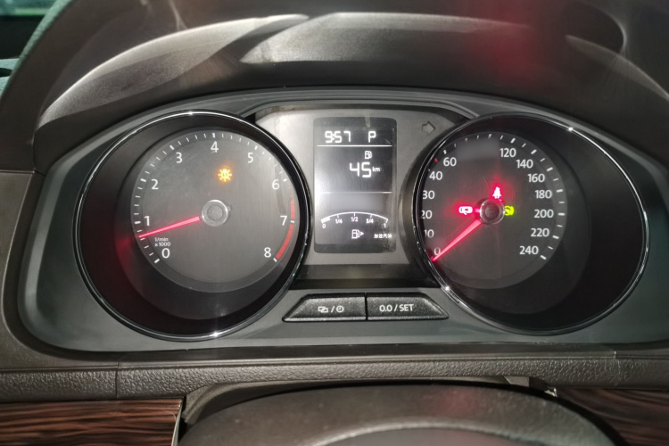 大众 朗逸 2015款 230TSI DSG舒适版局部细节14