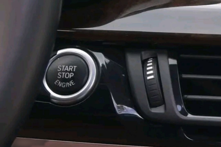 宝马X5（平行进口）中控内饰7011