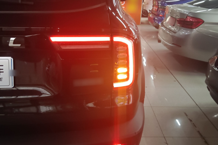 哈弗大狗 2021款 1.5T DCT两驱拉布拉多版车身外观9