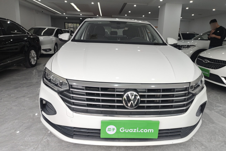 大众 朗逸 2023款 1.5L 自动得逸版车身外观2