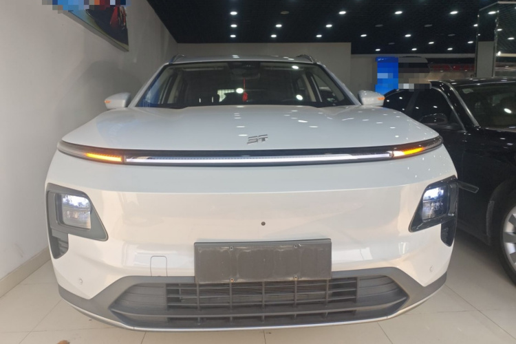 捷途山海L7 2024款 1.5T 120km  ULTRA 5座车身外观2