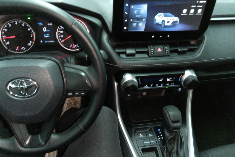 丰田 威兰达 2023款 2.0L CVT两驱领先版中控内饰12