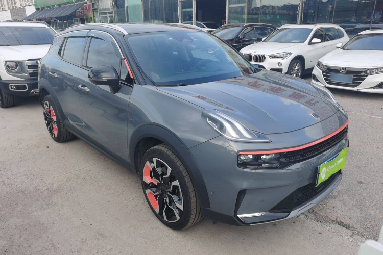 领克06 2020款 1.5T 耀Halo车身外观3