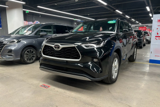 丰田 汉兰达 2024款 2.5L智能电混双擎两驱精英版 5座