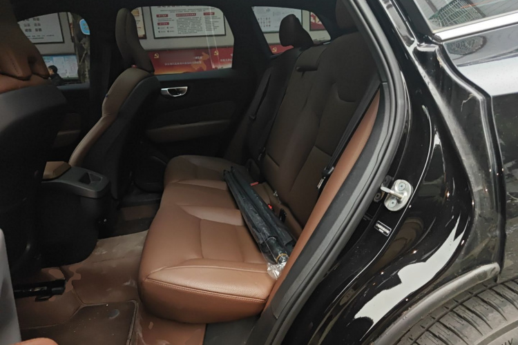 沃尔沃XC60 2026款 B5 四驱智逸豪华版中控内饰21