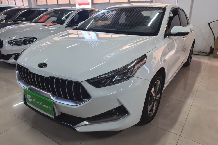 起亚K3 2019款 1.5L CVT智享互联版车身外观1