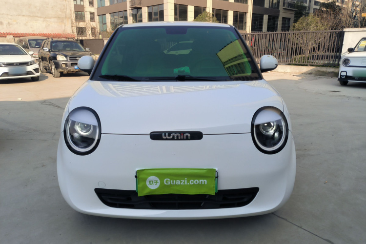 长安启源 长安Lumin 2023款 205km 香沁款车身外观2