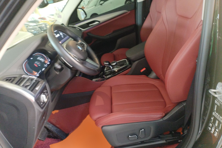 宝马X4 2022款 xDrive 25i M运动套装局部细节19