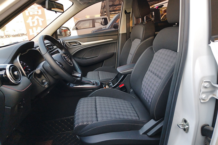 名爵ZS 2020款 180DVVT 自动UP中控内饰19