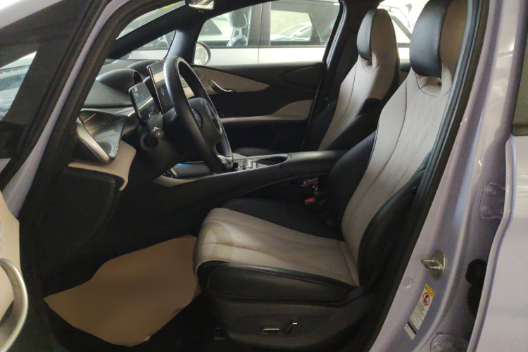 比亚迪 海豚 2023款 420km 自由版中控内饰19