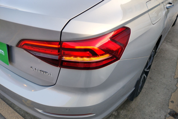 大众 朗逸 2019款 280TSI DSG豪华版 国VI车身外观9