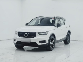 沃尔沃XC40 2020款 T4 四驱智雅运动版