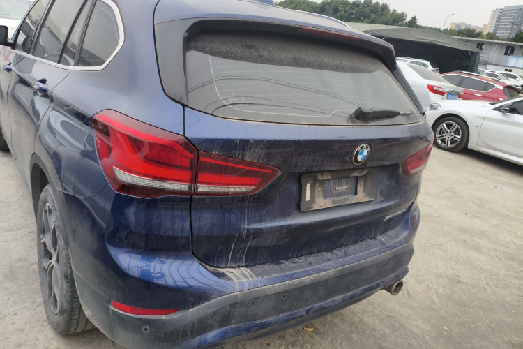 宝马X1 2020款 sDrive25Li 领先型车身外观6