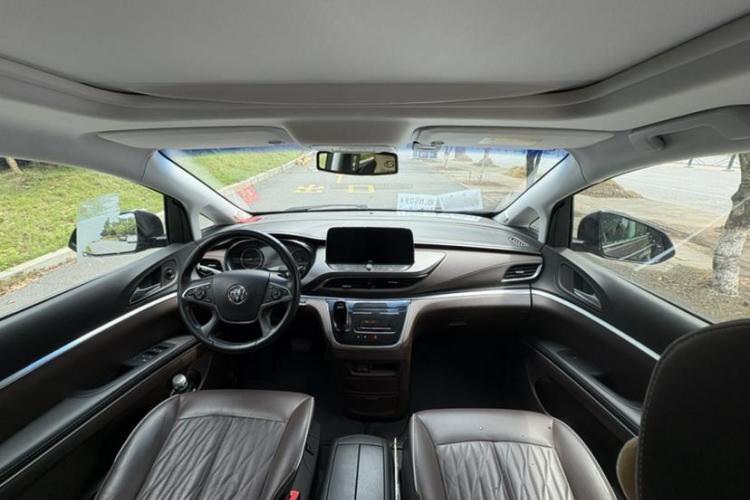 别克GL8 2021款 陆上公务舱 652T 豪华型中控内饰7003