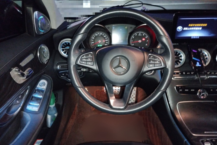 奔驰C级 2015款 C 200 L 4MATIC 运动版局部细节13