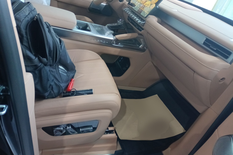 猛士M817 2025款 Max局部细节41