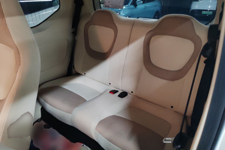 五菱汽车 宏光MINIEV 2024款 第三代 215km 进阶版中控内饰7004