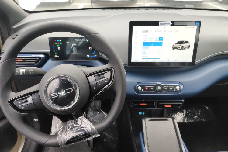 比亚迪 海鸥 2025款 305km 活力版中控内饰12