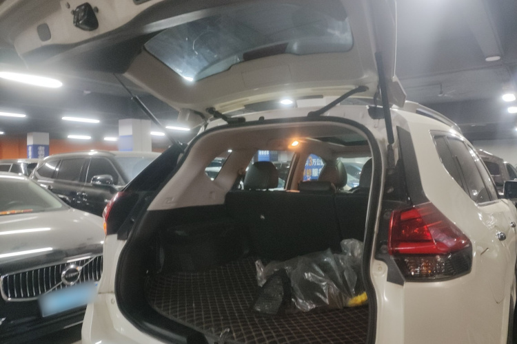 日产 奇骏 2020款 2.0L XL ITS CVT 2WD智联舒适版局部细节23