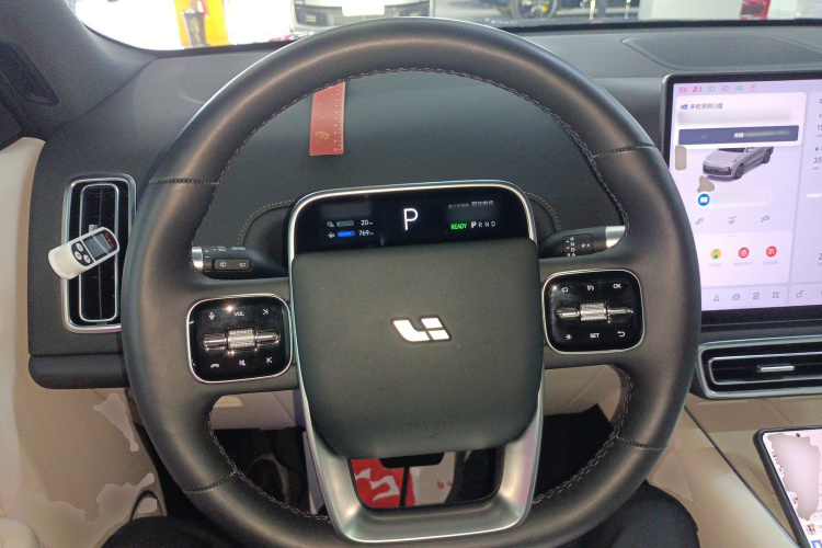 理想汽车 理想L8 2024款 Ultra中控内饰13