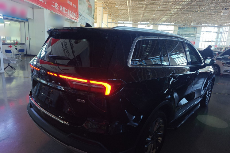 福特 领裕 2023款 EcoBoost 225 尊领型 7座（2/3/2）车身外观7