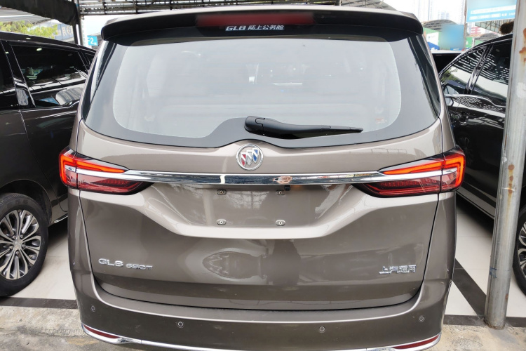 别克GL8 2021款 陆上公务舱 652T 舒适型车身外观6004