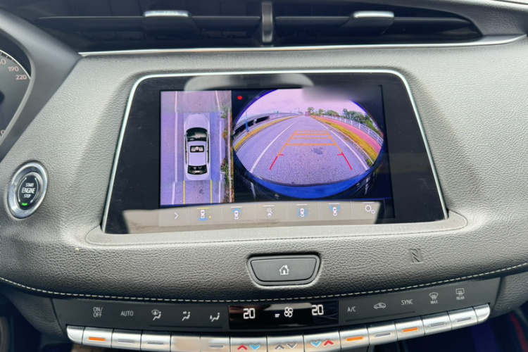 凯迪拉克XT4 2021款 28T 两驱技术型中控内饰7004