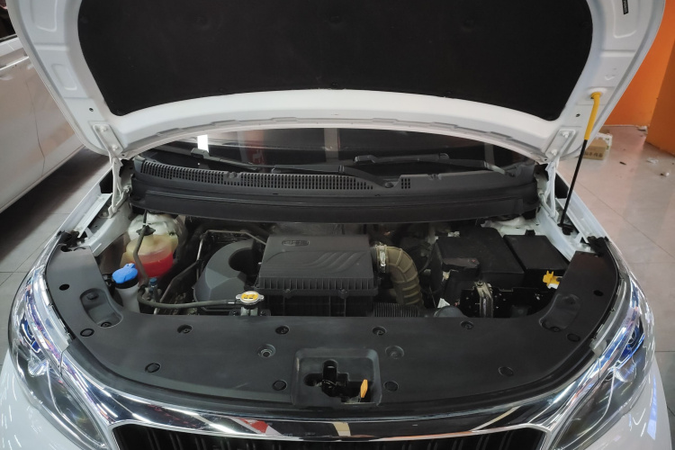 吉利汽车 远景X3 2021款 PRO 1.5L 手动精英型机舱底盘24