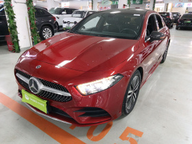 奔驰A级 2019款 改款 A 180 L 运动轿车
