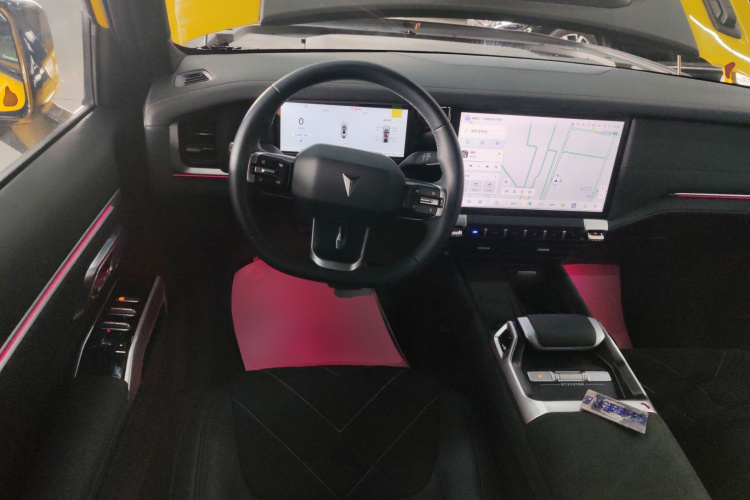 深蓝汽车 深蓝G318 2025款 无忧穿越版 四驱秘境版中控内饰13