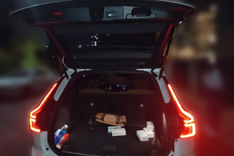 沃尔沃XC60 2022款 B5 四驱智逸运动版局部细节23