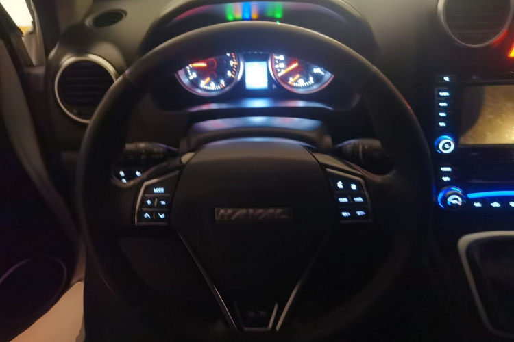 哈弗H6 2016款 升级版 1.5T 手动两驱精英型中控内饰13