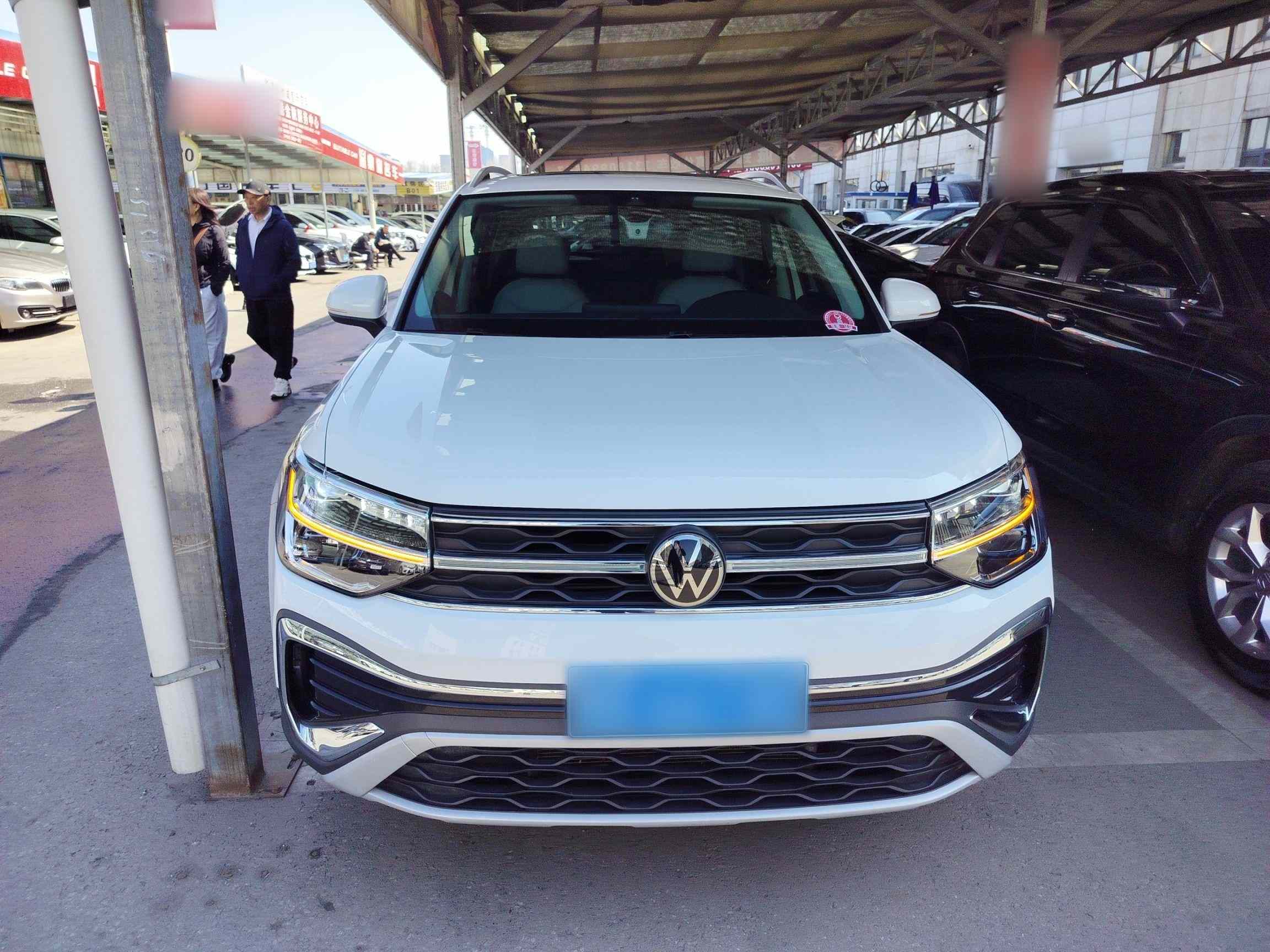 大众 途岳 2023款 300TSI 两驱满月版(1)