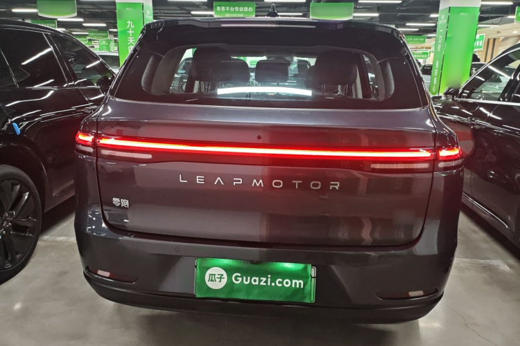 零跑汽车 零跑C10 2024款 210激光雷达版车身外观6