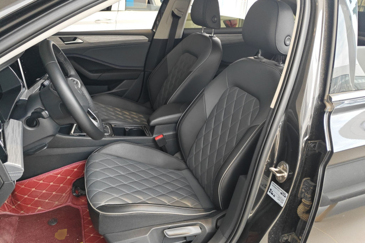 大众 速腾 2025款 改款三 300TSI DSG超越版中控内饰19