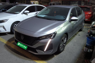 标致408 2022款 1.6T 追光版