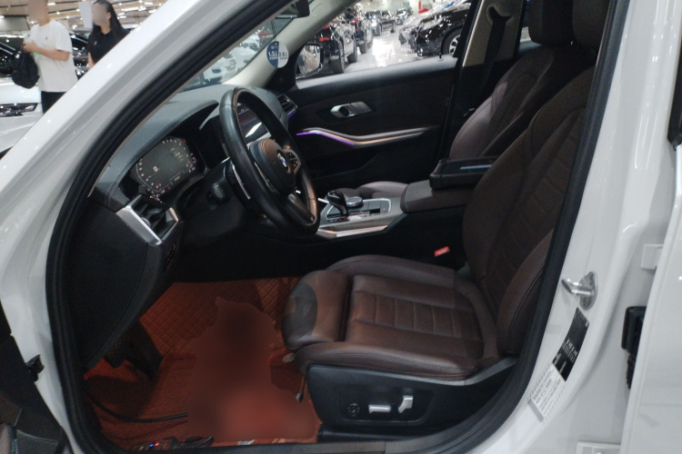 宝马3系 2021款 325Li M运动曜夜套装中控内饰19