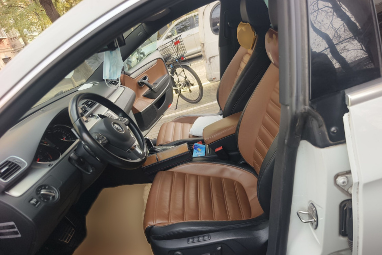 一汽-大众CC 2013款 1.8TSI 豪华型局部细节19