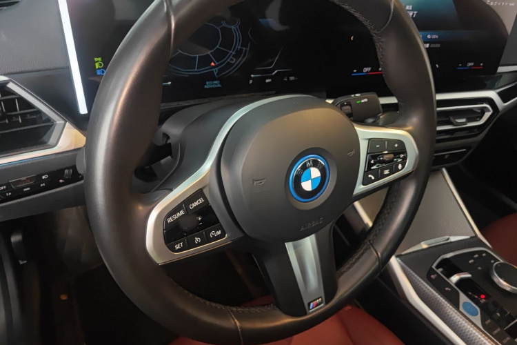 宝马i3 2024款 eDrive 40 L 曜夜套装局部细节13