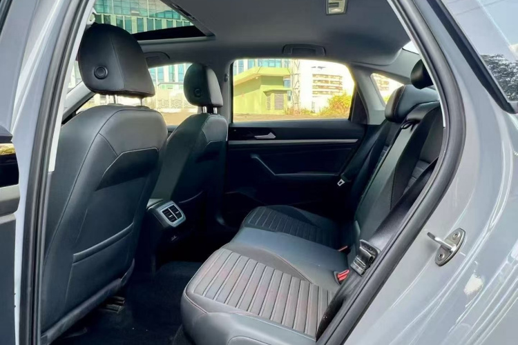 大众 朗逸 2023款 280TSI DSG星空满逸版中控内饰7004